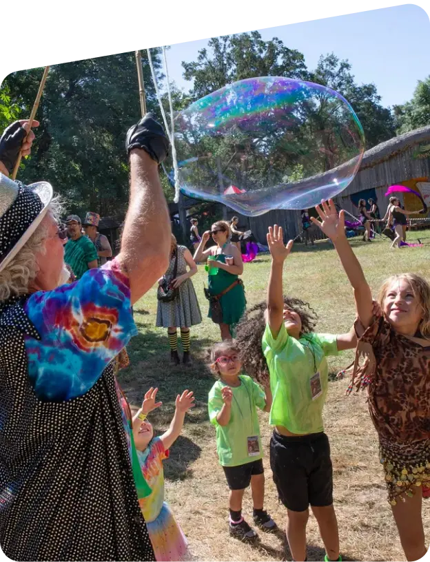 Spectacular bubble entertainment for festivals and outdoor events.